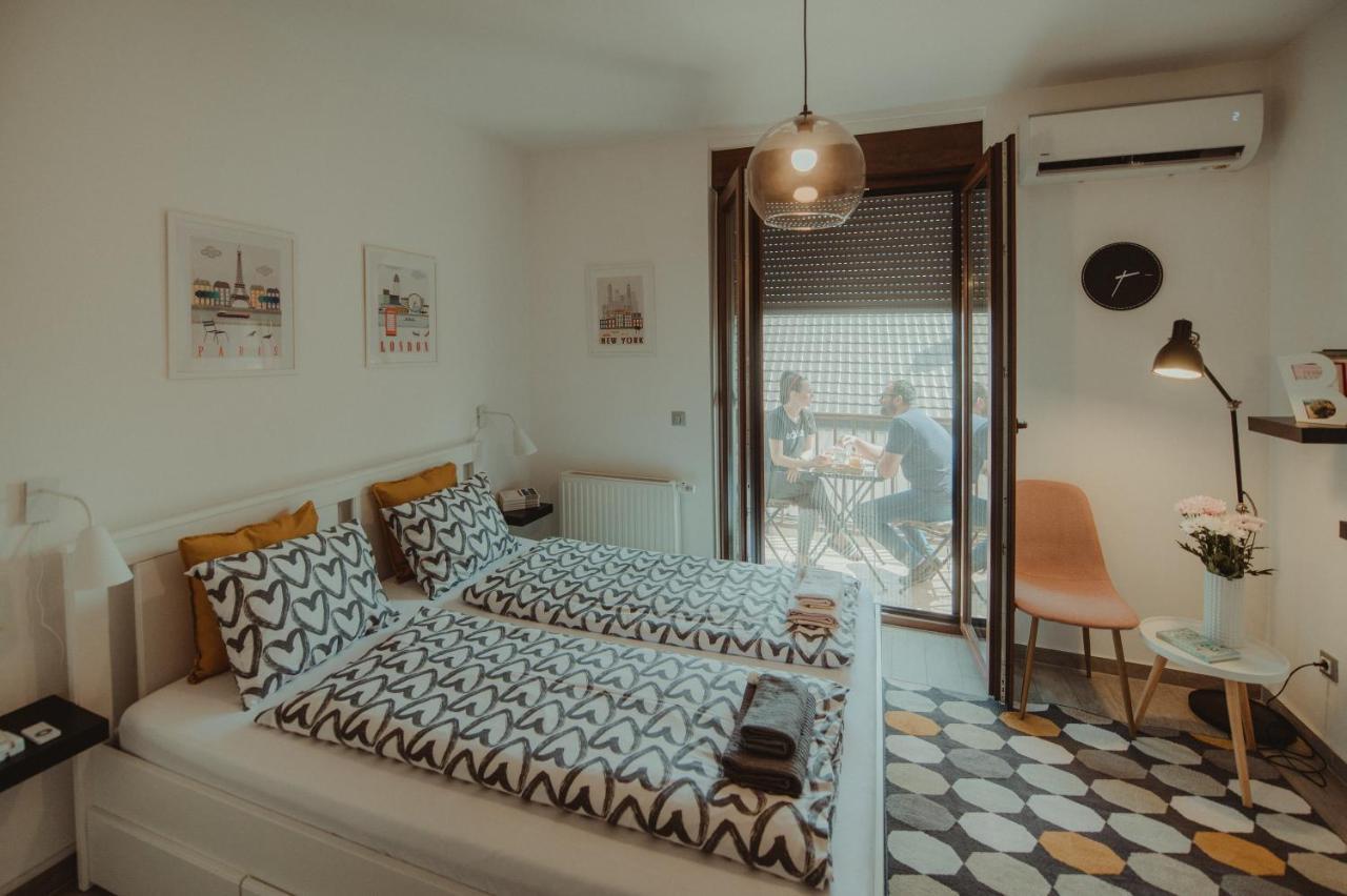 Studio Apartman Centar Dakovo Exterior photo