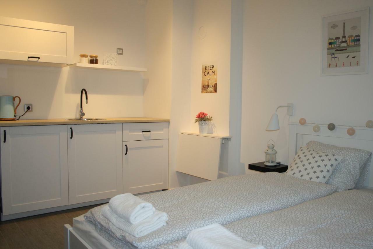 Studio Apartman Centar Dakovo Exterior photo